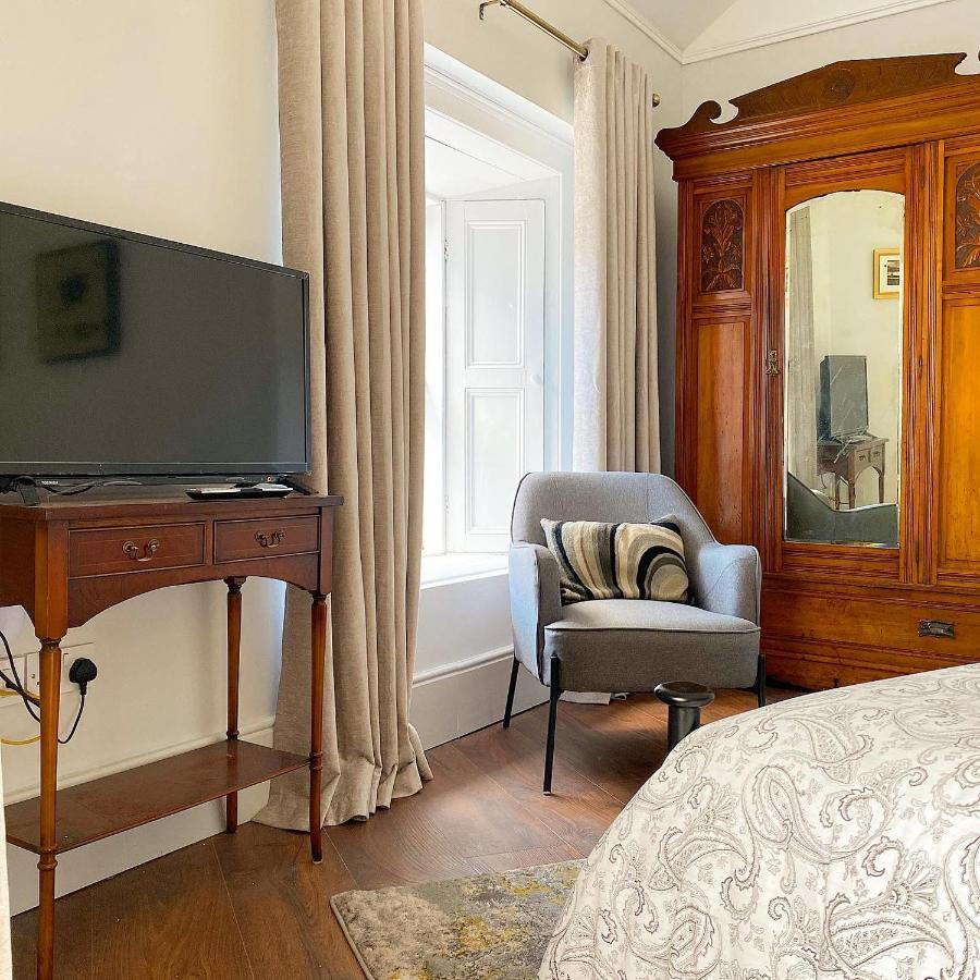 No. 1 Bridge Street Apartment Westport Bagian luar foto