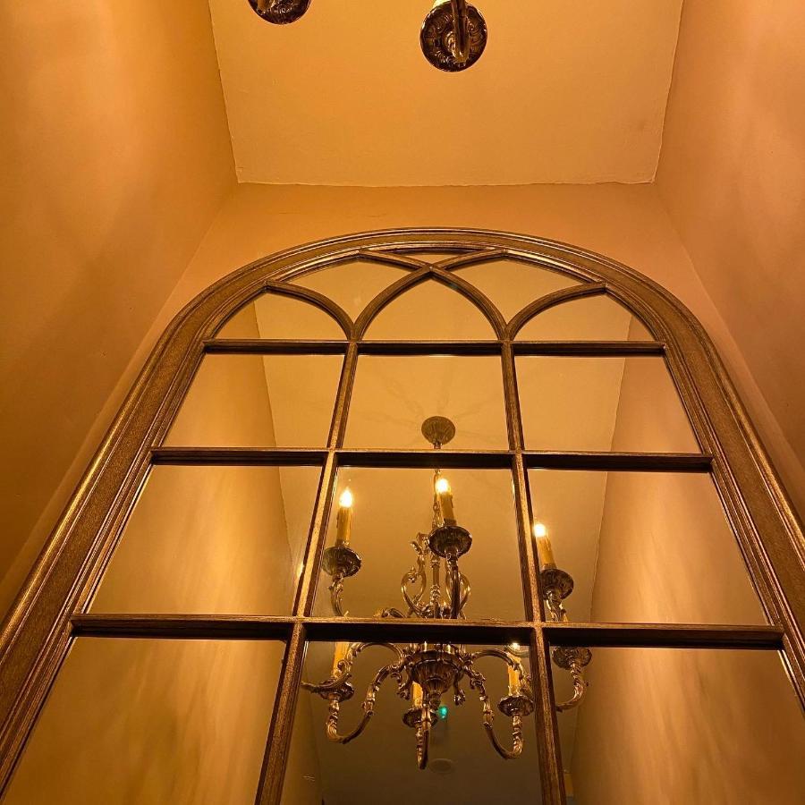 No. 1 Bridge Street Apartment Westport Bagian luar foto