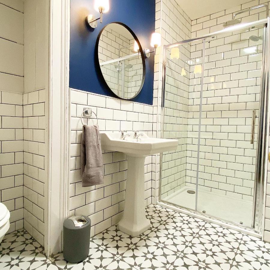 No. 1 Bridge Street Apartment Westport Bagian luar foto